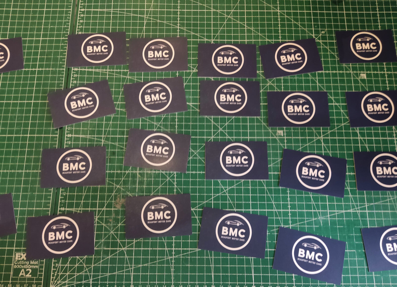 D&eacute;coupe cartes de visite BMC DPS