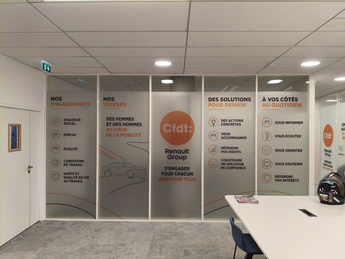 Cloisons vitrées habillées en vitrophanie pour la CFDT Renault Group — DPS Boulogne