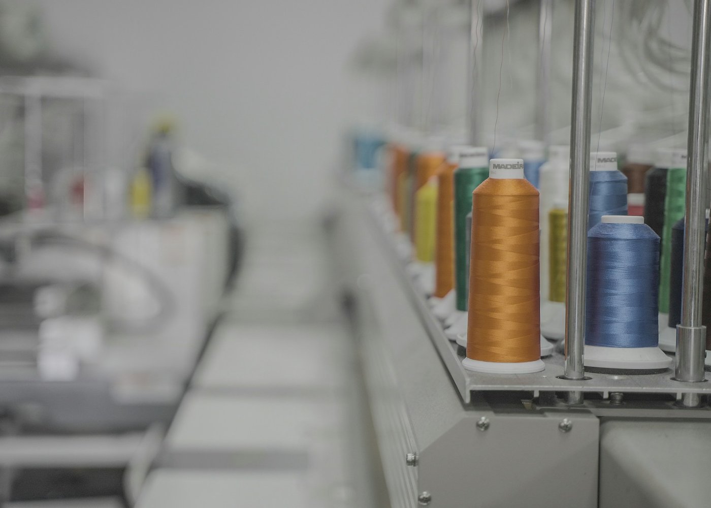 Bobines de fil de broderie pour le marquage textile